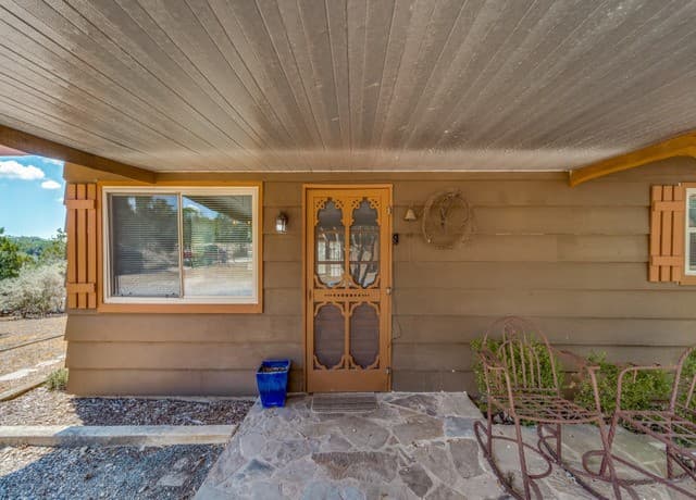 1660  Mciver, Canyon Lake, TX 78133 — photo 5