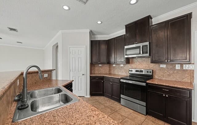 6124  Fred Couples, Schertz, TX 78108 — photo 6