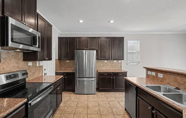 6124  Fred Couples, Schertz, TX 78108 — photo 7