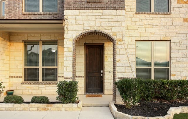 740  Mesa Verde, Schertz, TX 78154 — photo 2