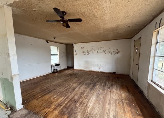 19930  Fm 463, Devine, TX 78016 — photo 3