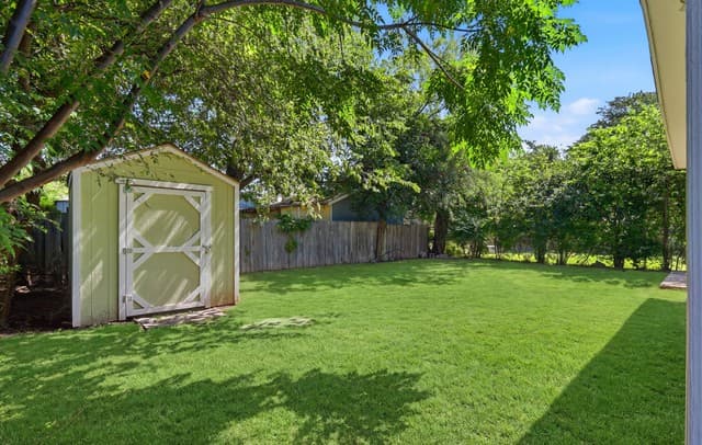 435 W Baylor, San Antonio, TX 78204 — photo 19