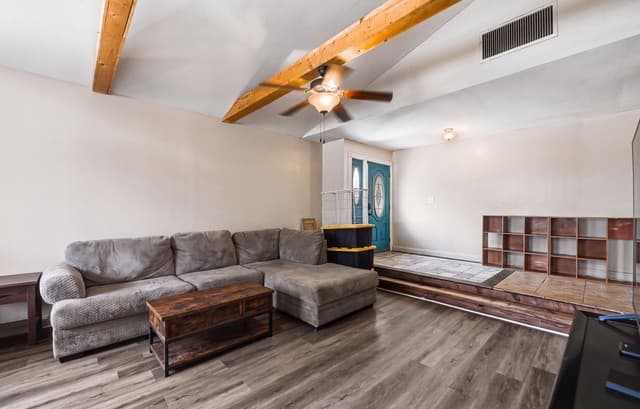 1027  Bluebonnet, Adkins, TX 78101 — photo 4