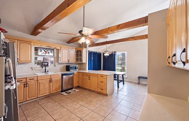 1027  Bluebonnet, Adkins, TX 78101 — photo 9