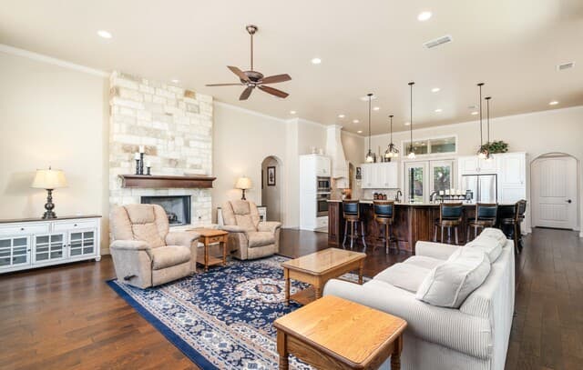 762  Buckskin Trl, Bandera, TX 78003 — photo 6
