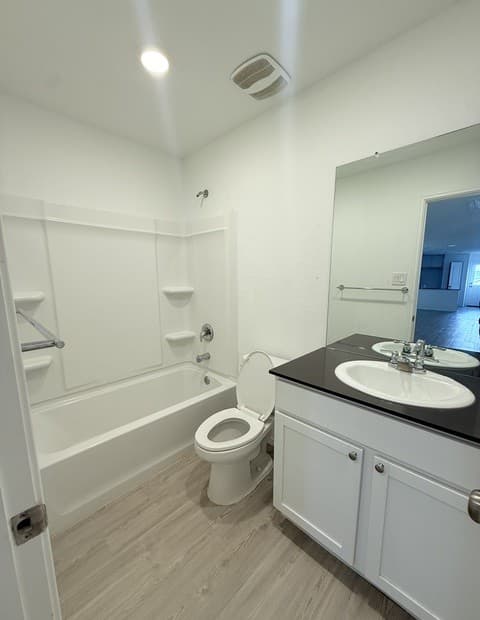 8910  Solar Cove, San Antonio, TX 78252 — photo 4