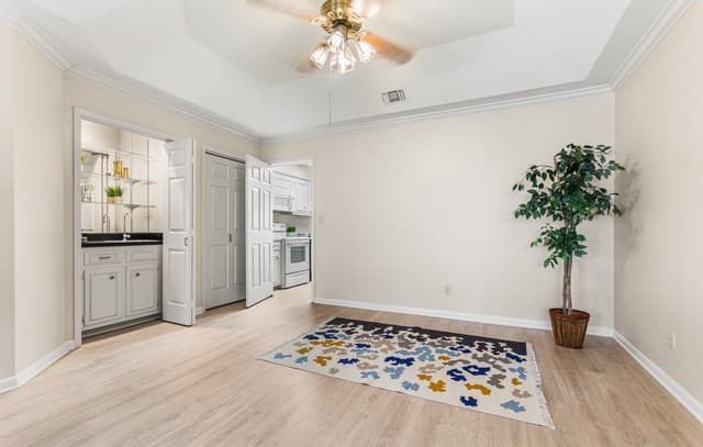 2611  Eisenhauer Unit 304, San Antonio, TX 78209 — photo 12