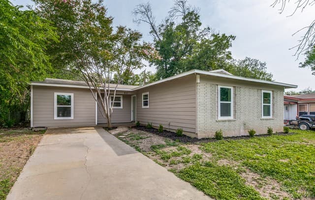 611  Basswood Dr