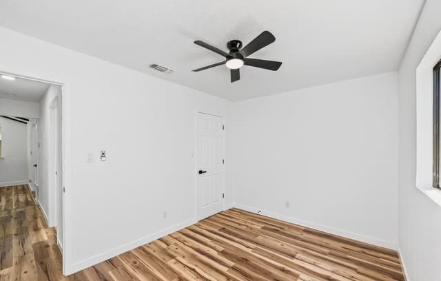7530  Pipers way, San Antonio, TX 78251 — photo 21