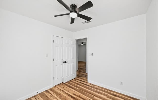 7530  Pipers way, San Antonio, TX 78251 — photo 24