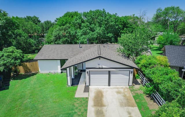 7530  Pipers way, San Antonio, TX 78251 — photo 4