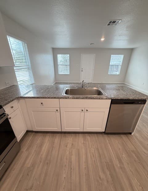 20403  Andalusite Way, San Antonio, TX 78264 — photo 9