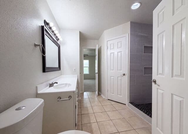 7339  Longing Trl, San Antonio, TX 78244 — photo 10