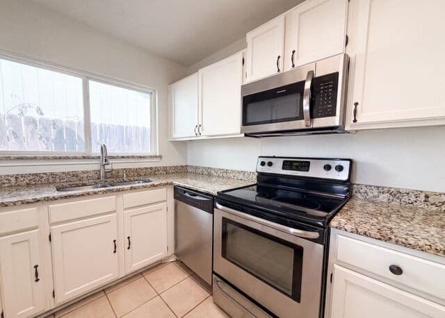 7339  Longing Trl, San Antonio, TX 78244 — photo 11