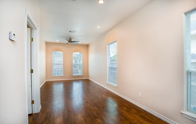 2009  Colima St, San Antonio, TX 78207 — photo 3