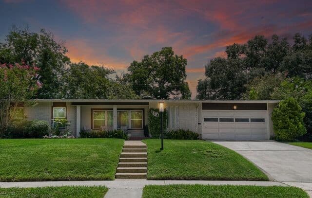 714 Larkwood Drive
