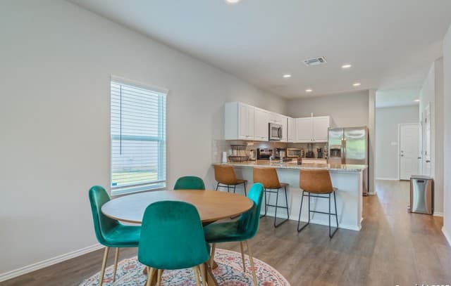 7627  Apex Landing, San Antonio, TX 78244 — photo 10