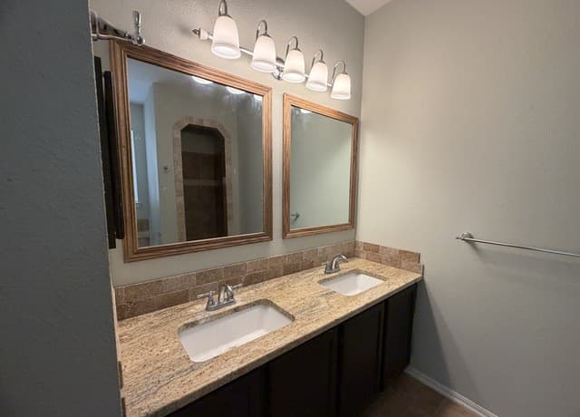 13123  Burgundy Pt, San Antonio, TX 78217 — photo 8