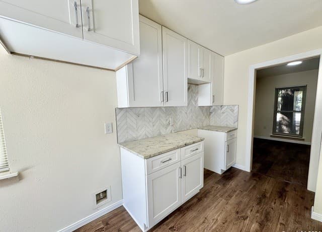 5806  Misty Gln, San Antonio, TX 78247 — photo 12