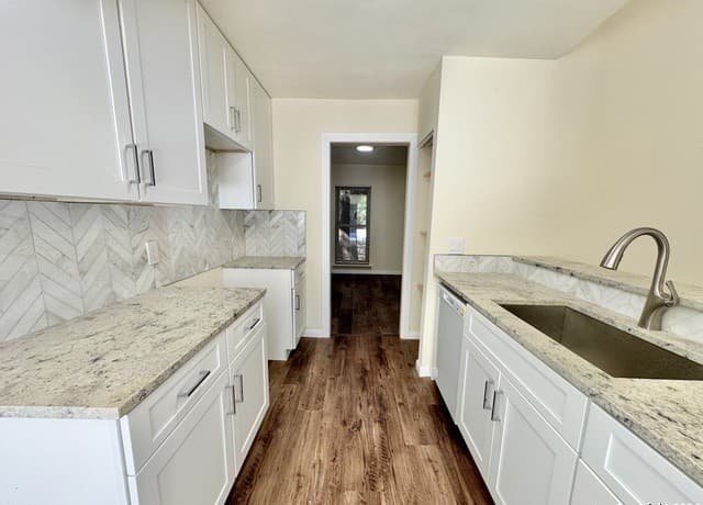 5806  Misty Gln, San Antonio, TX 78247 — photo 13