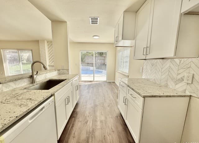 5806  Misty Gln, San Antonio, TX 78247 — photo 15