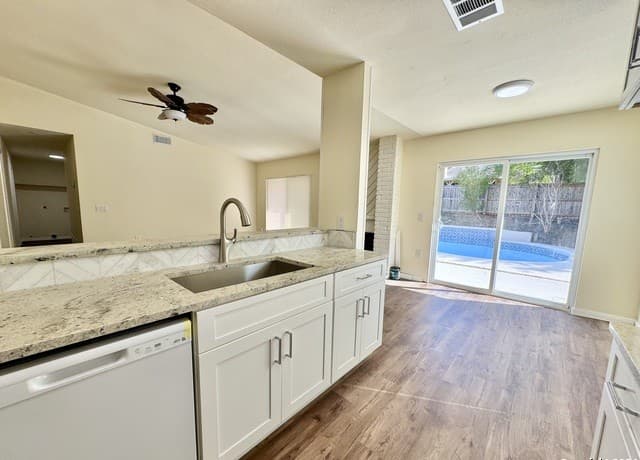5806  Misty Gln, San Antonio, TX 78247 — photo 16