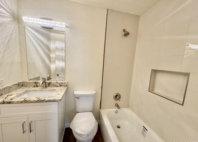 5806  Misty Gln, San Antonio, TX 78247 — photo 22