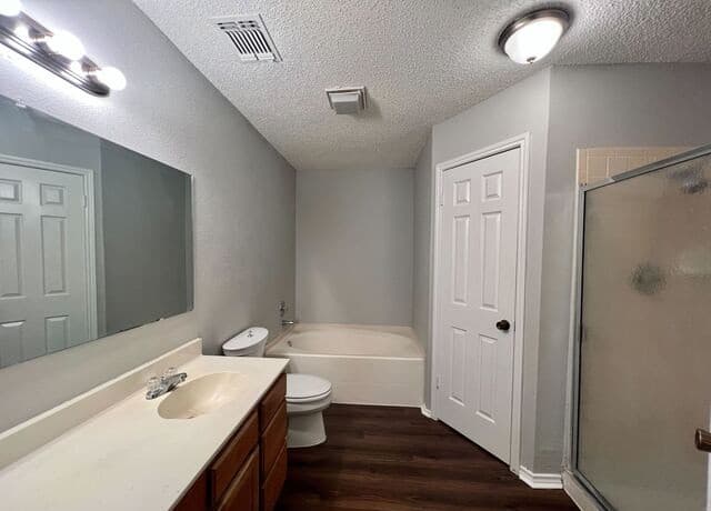 8626  Serene Ridge Drive, San Antonio, TX 78239 — photo 16