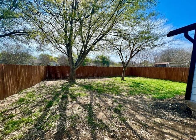 8626  Serene Ridge Drive, San Antonio, TX 78239 — photo 24