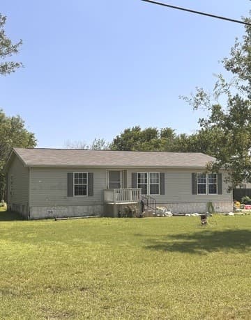 1025  County Road 3821, San Antonio, TX 78253 — photo 11