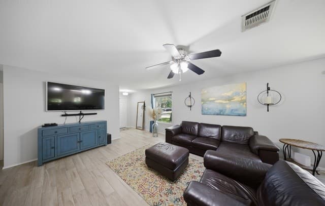 7513  Carriage Pass, San Antonio, TX 78249 — photo 5