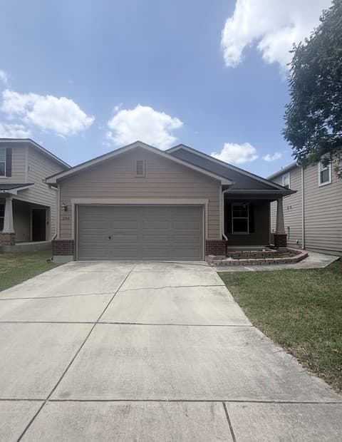 2314  Mission Vis, San Antonio, TX 78223 — photo 2