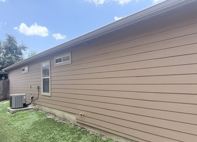 2314  Mission Vis, San Antonio, TX 78223 — photo 4