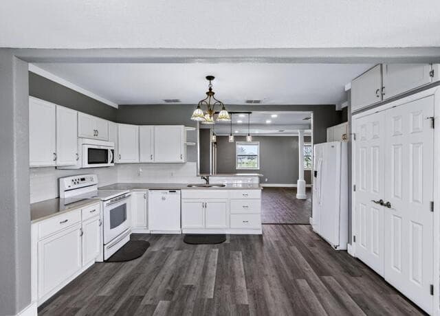 15637  Kilowatt Rd, Elmendorf, TX 78112 — photo 10