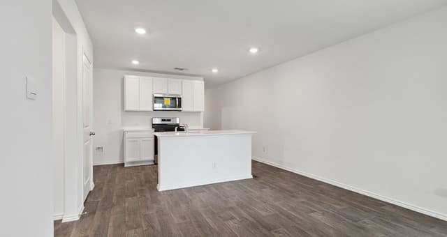 16012  Mahogany Way, Elmendorf, TX 78112 — photo 11