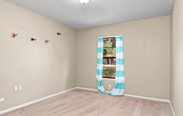 12215  San Miguel, San Antonio, TX 78233 — photo 17