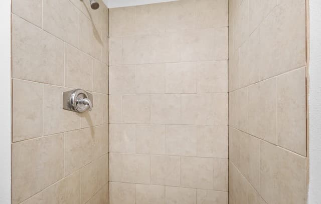 8810  Garden Quarte St, San Antonio, TX 78217 — photo 17