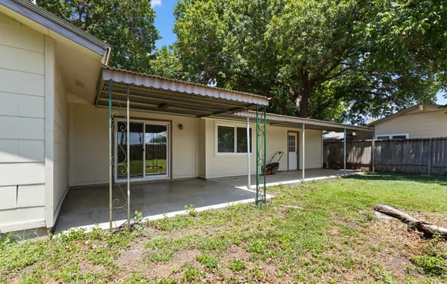 8810  Garden Quarte St, San Antonio, TX 78217 — photo 23