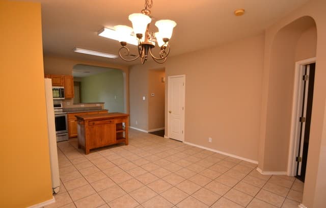 10330  Tiger Paw, San Antonio, TX 78251 — photo 6