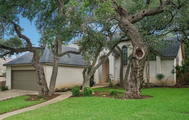 2647  Inwood Briar, San Antonio, TX 78248 — photo 2