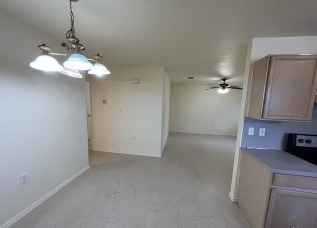 934  Arbor Pl, San Antonio, TX 78207 — photo 5