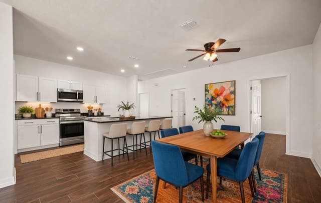 238  Bundy, San Antonio, TX 78220 — photo 5