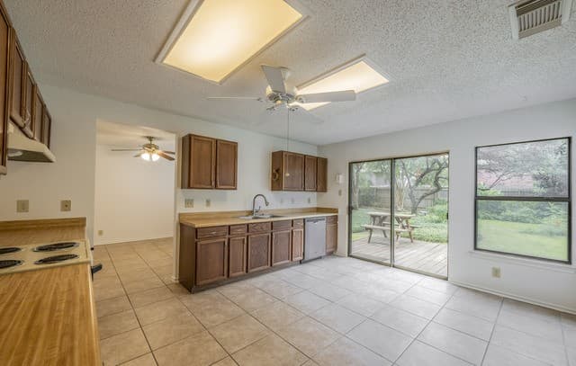 16009  Hickory Well Dr, San Antonio, TX 78247 — photo 7