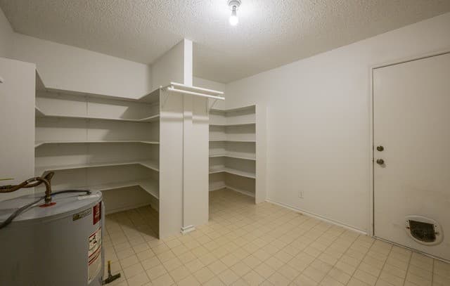 16009  Hickory Well Dr, San Antonio, TX 78247 — photo 8