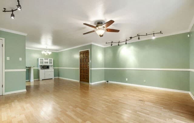 2300 Nacogdoches Unit 250L