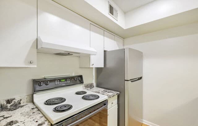 2300  Nacogdoches Unit 250L, San Antonio, TX 78209 — photo 6
