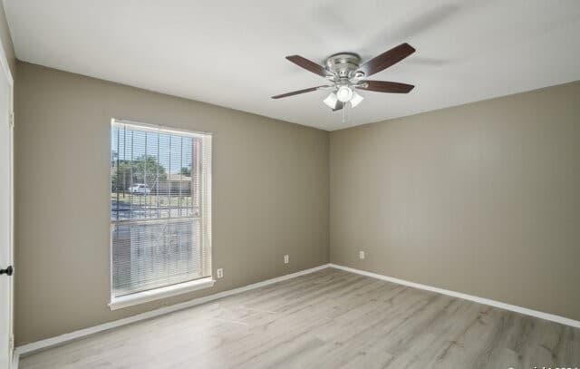 5023  Concord Rdg, San Antonio, TX 78228 — photo 17