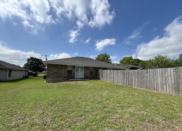 1642 W County Line Rd, New Braunfels, TX 78130 — photo 21