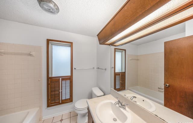 9218  Woodheather, San Antonio, TX 78254 — photo 18