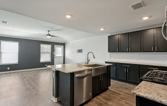 9908  Bratten Rise, San Antonio, TX 78254 — photo 10